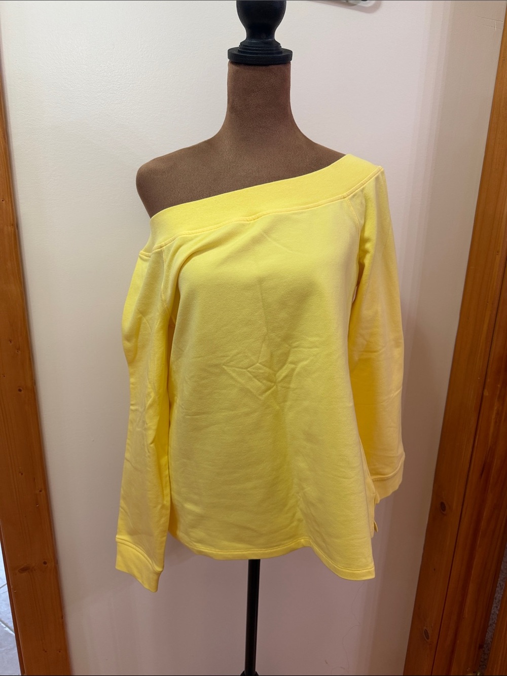 Boston Proper Yellow Off-Shoulder Blouse. NWOT. Size S - Picture 2 of 7